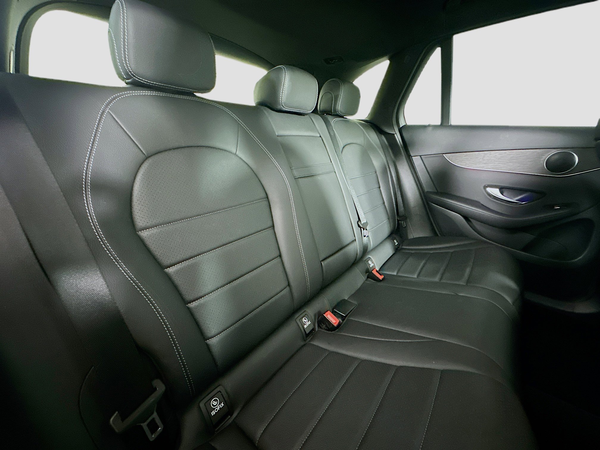 Used 2022 Mercedes-Benz GLC 300 4MATIC w/ Multimedia Package Lite image 37