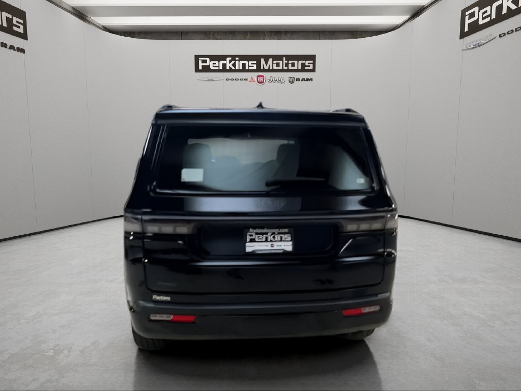 New 2026 Jeep Grand Wagoneer Summit AWD/4WD image 4