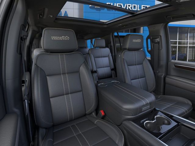 New 2026 Chevrolet Suburban High Country AWD/4WD image 16