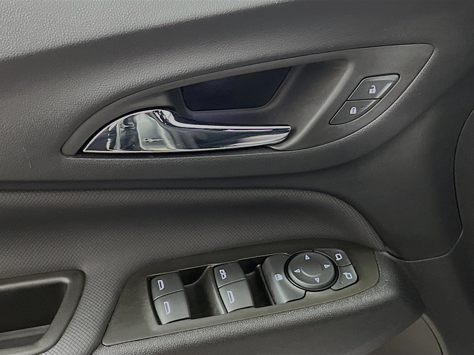 Used 2023 Chevrolet Equinox RS image 17