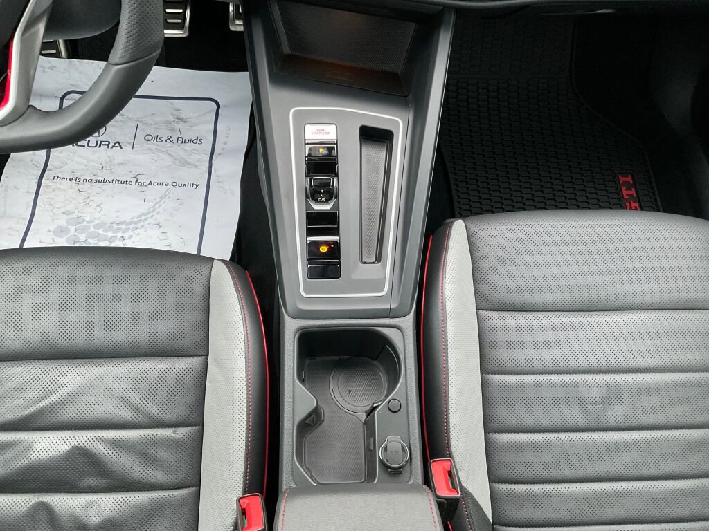 Used 2022 Volkswagen GTI Autobahn image 19