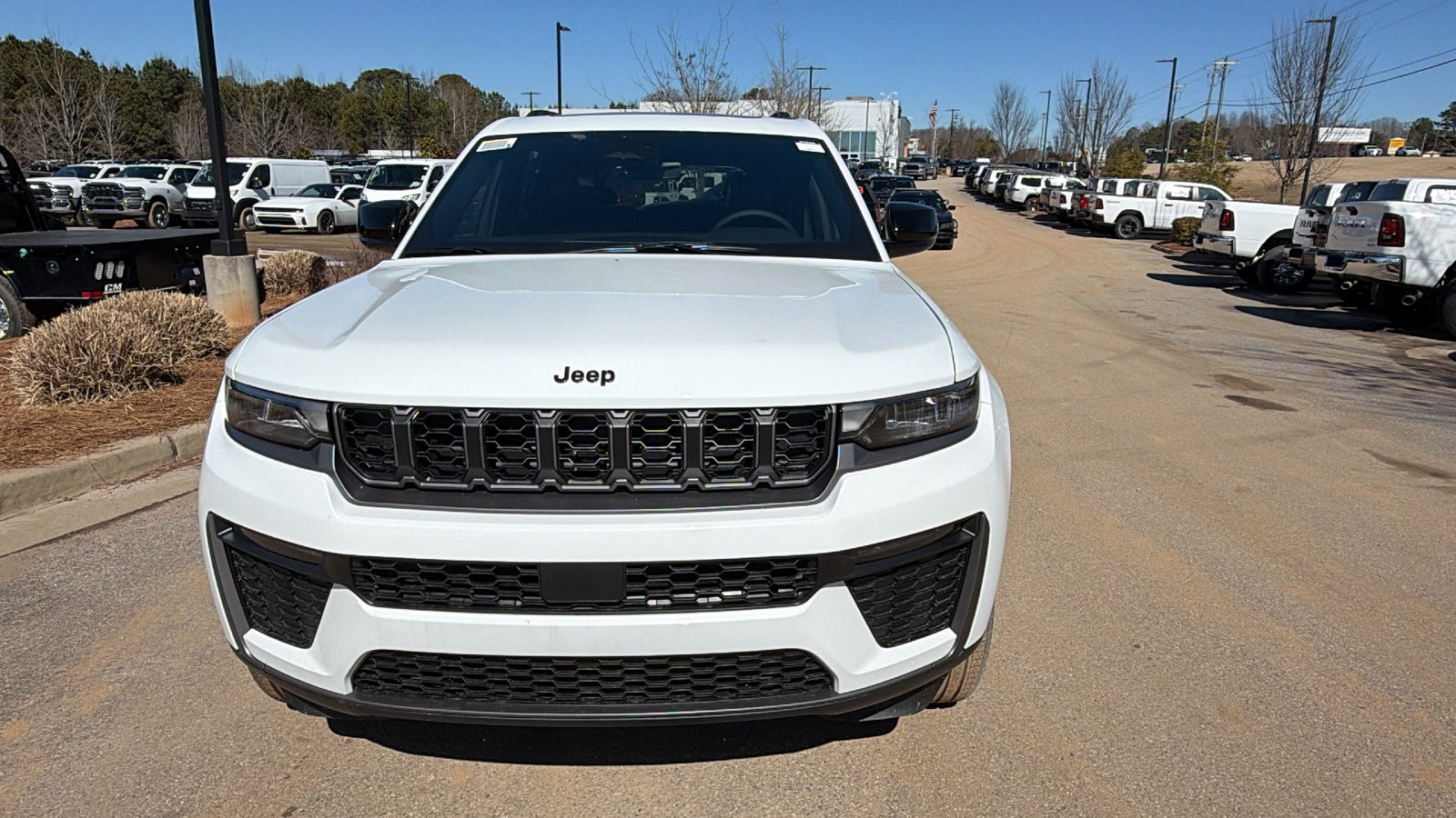 New 2026 Jeep Grand Cherokee L Limited w/ Limited Altitude Package image 3