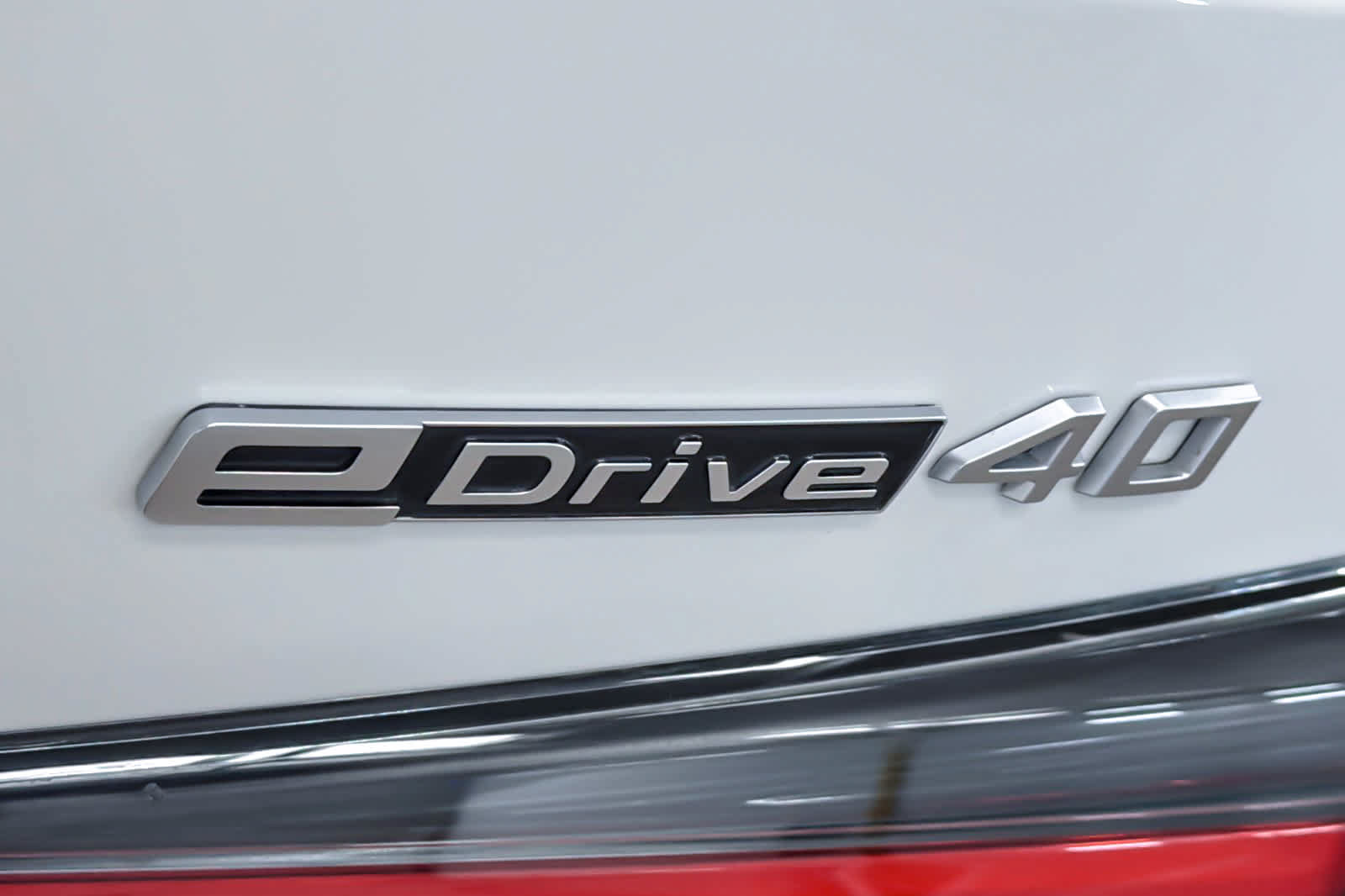 Used 2024 BMW i4 eDrive40 w/ M Sport Package RWD image 5
