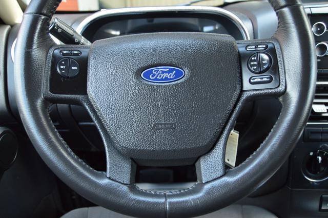 Used 2010 Ford Explorer Sport Trac XLT AWD/4WD image 20