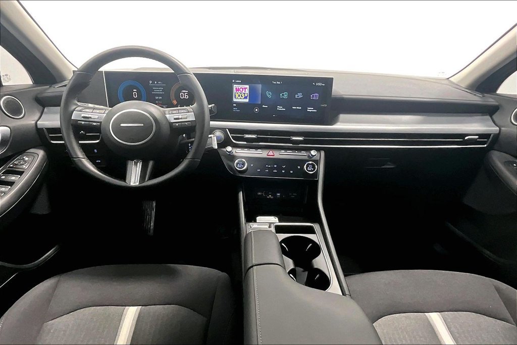 Used 2026 Hyundai Sonata SEL FWD image 15