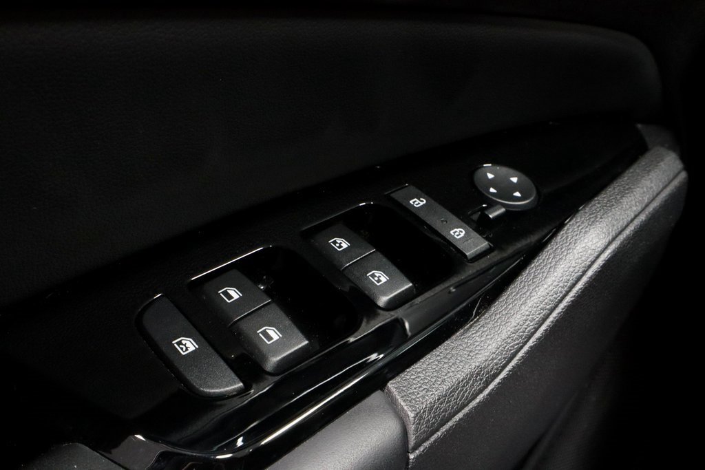 Used 2023 Kia Sportage SX image 31