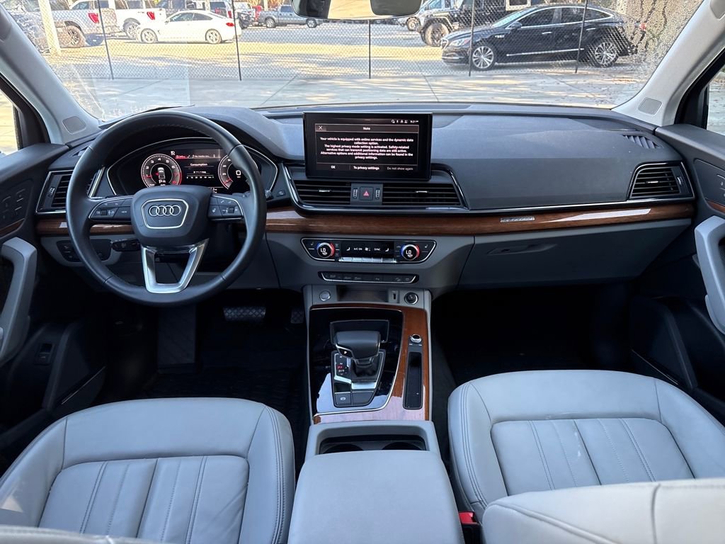 Used 2023 Audi Q5 2.0T Premium Plus w/ Premium Plus Package image 7