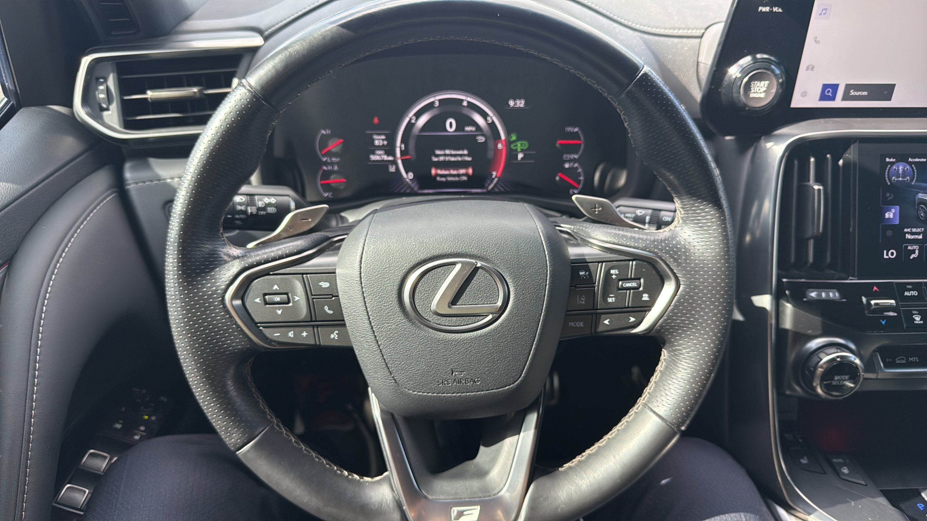 Used 2023 Lexus LX 600 F Sport AWD/4WD image 12
