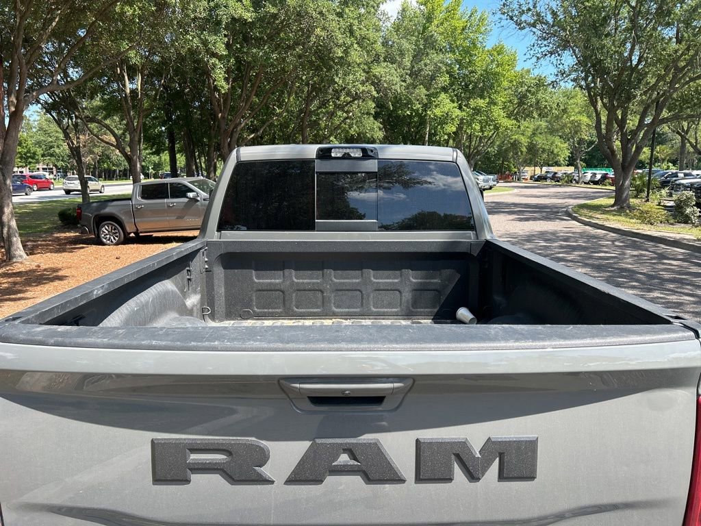 Used 2025 RAM 2500 Laramie AWD/4WD image 7