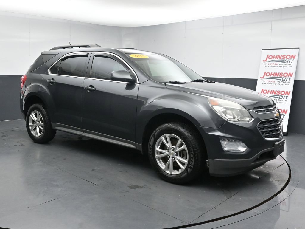 Used 2017 Chevrolet Equinox LT image 2