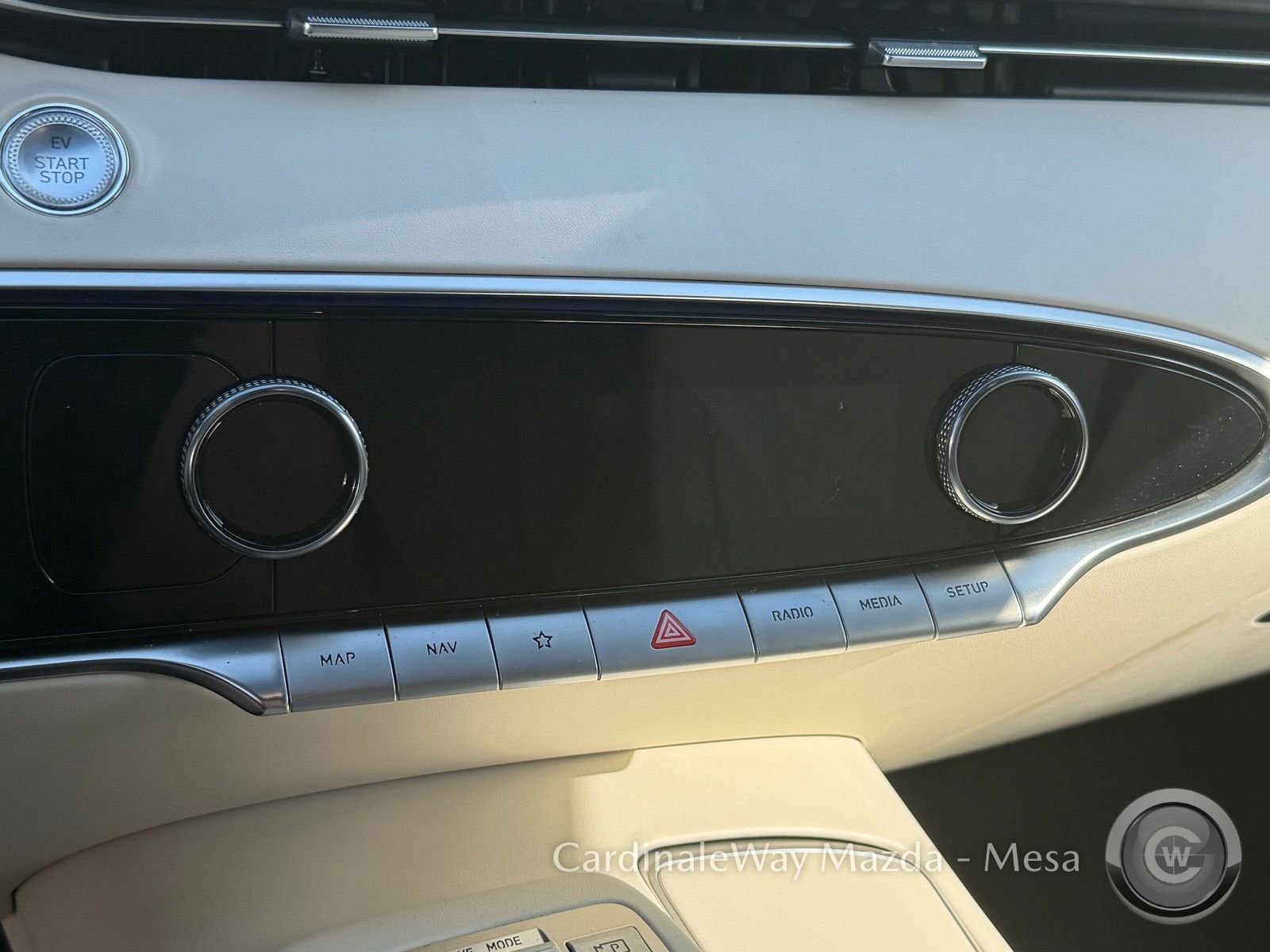 Used 2025 Genesis Electrified GV70 Advanced w/ Prestige Package image 10