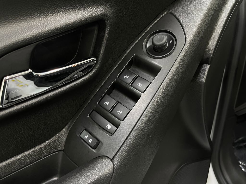 Used 2020 Chevrolet Trax LT w/ Driver Confidence Package image 15