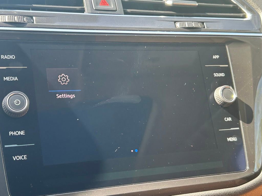 Used 2019 Volkswagen Tiguan SE w/ Panoramic Sunroof Package image 17