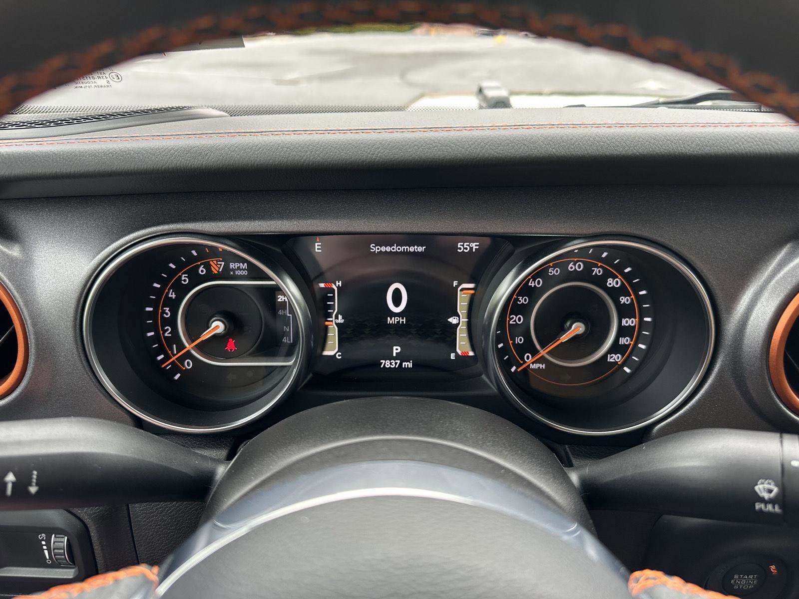 Used 2023 Jeep Gladiator Mojave w/ Cold Weather Group AWD/4WD image 18