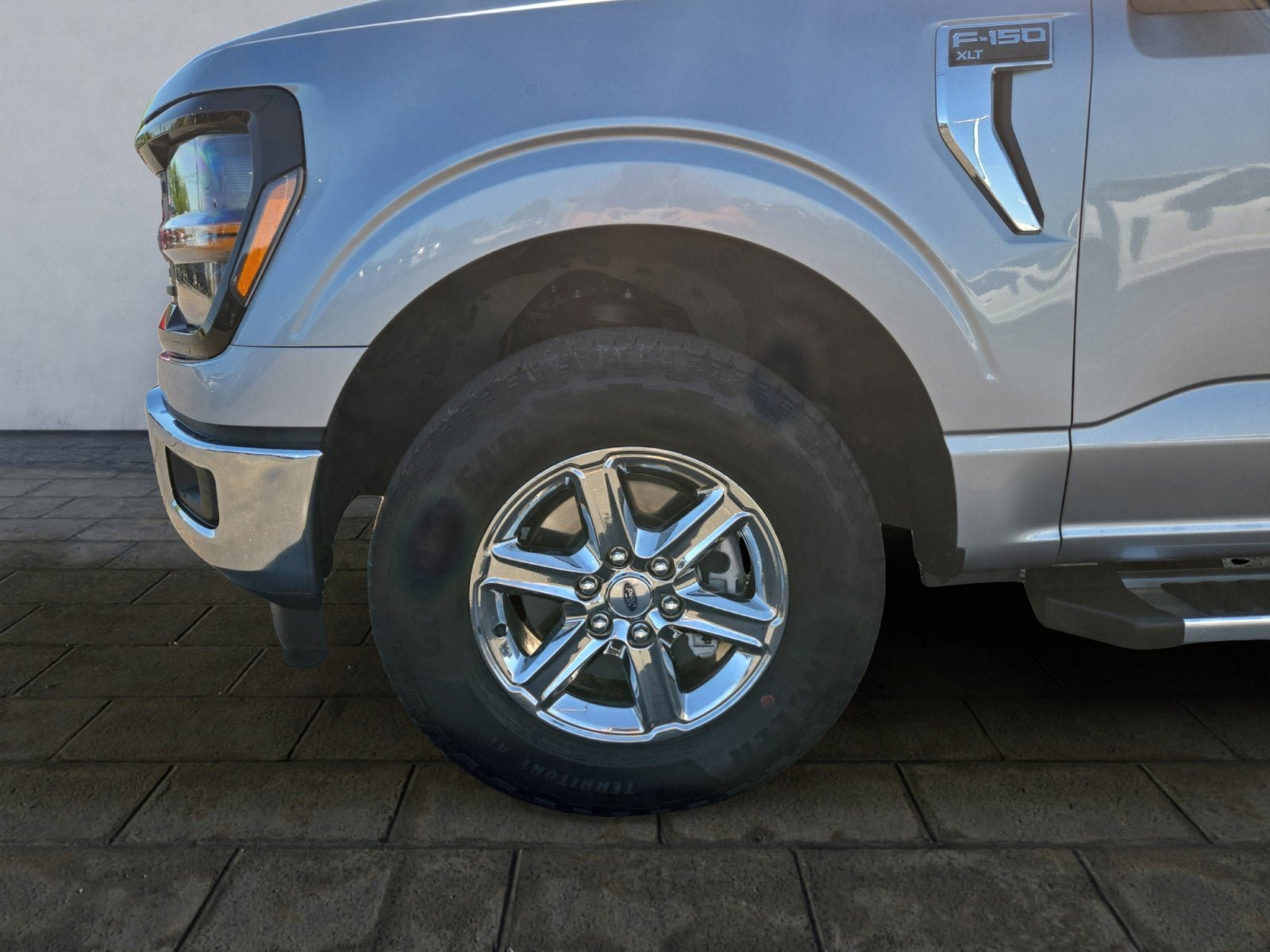 Used 2025 Ford F150 XLT w/ Equipment Group 301A Standard AWD/4WD image 26
