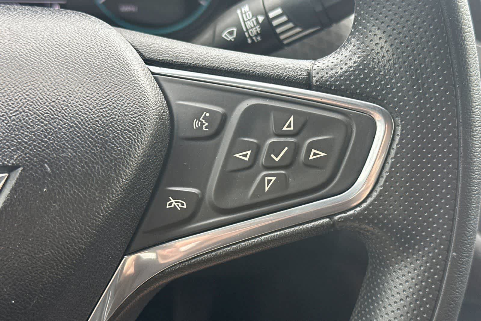 Used 2020 Chevrolet Malibu LT FWD image 26