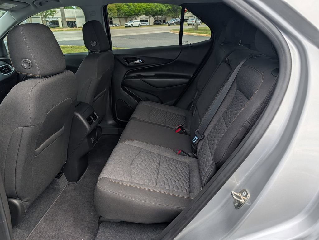 Used 2020 Chevrolet Equinox LT FWD image 14