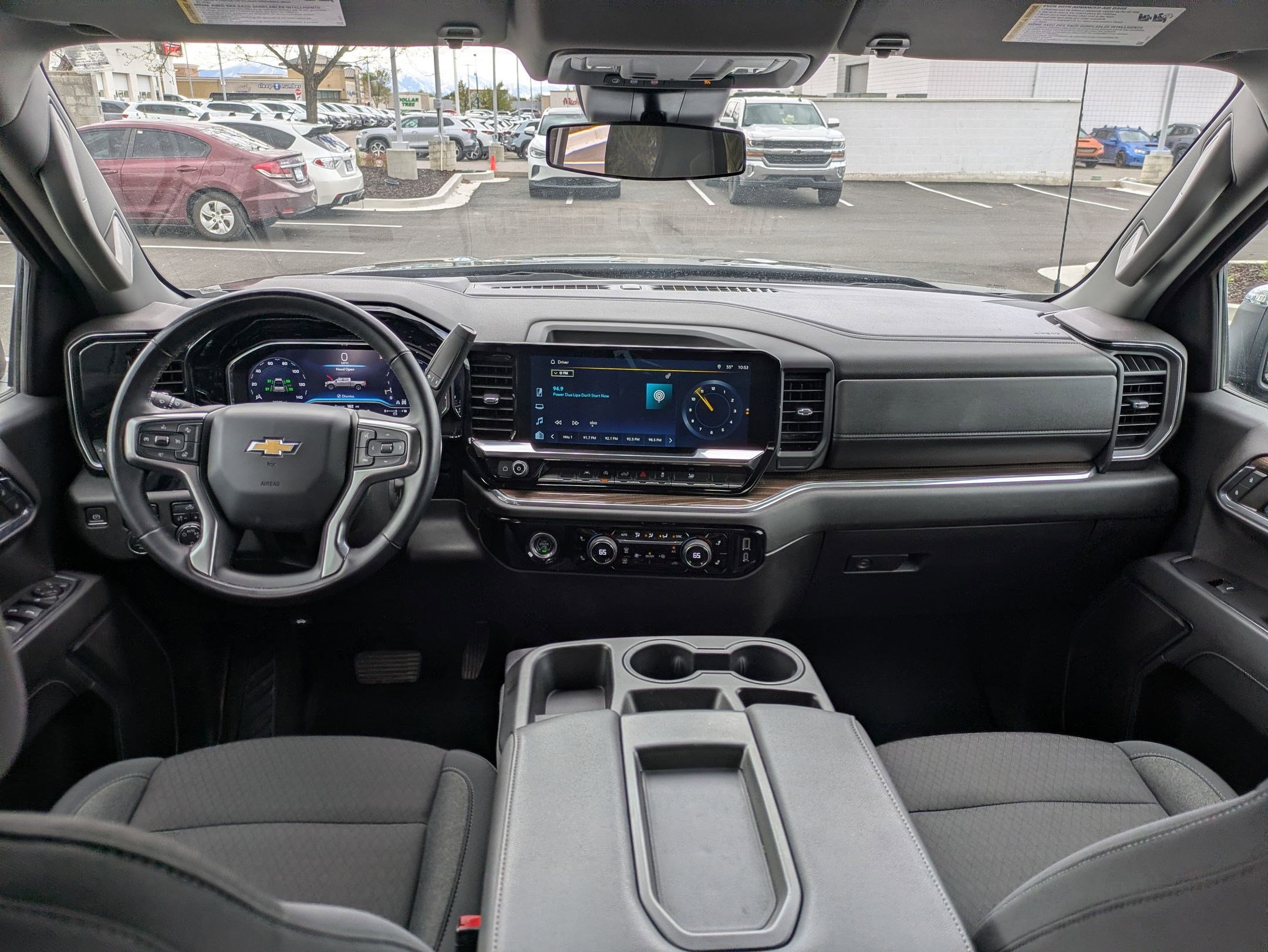 Used 2024 Chevrolet Silverado 1500 LT AWD/4WD image 30