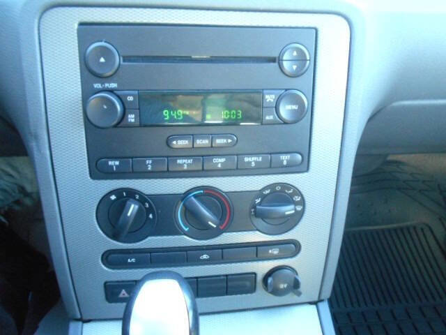 Used 2006 Ford Five Hundred SE image 15