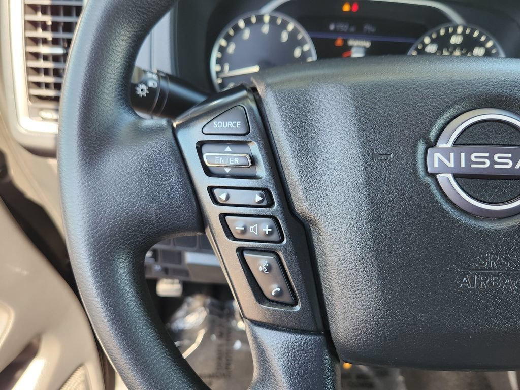Used 2022 Nissan Frontier SV RWD image 18