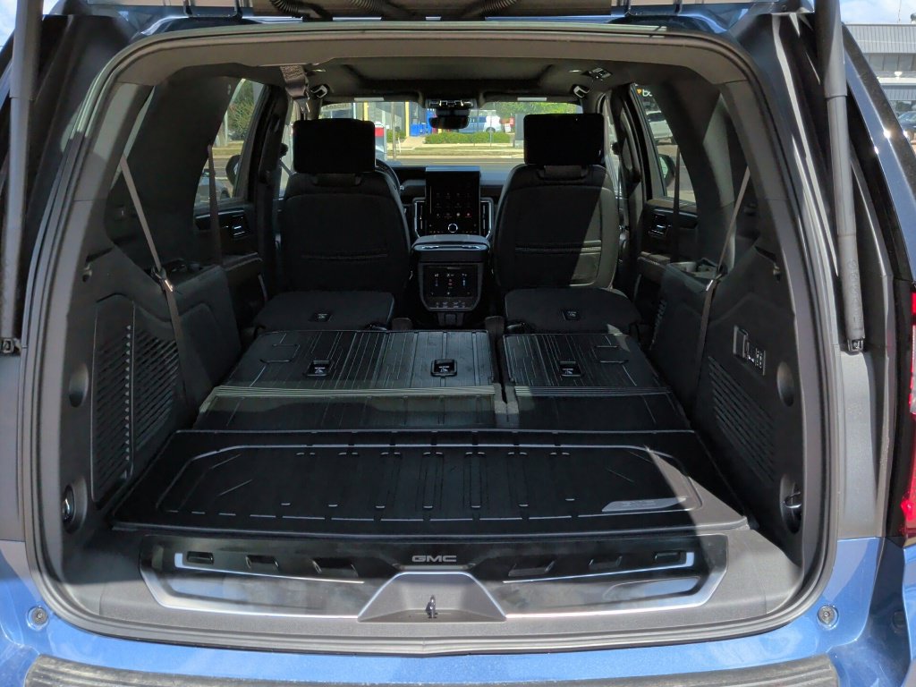 New 2026 GMC Yukon Denali Ultimate AWD/4WD image 41