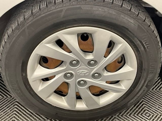 Used 2020 Hyundai Elantra SE w/ Cargo Package (C1) image 23