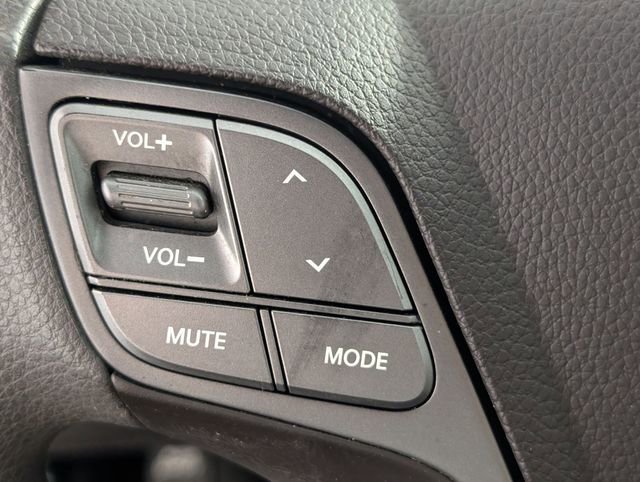 Used 2018 Hyundai Santa Fe Sport w/ 2.4L Value Package 02 image 16