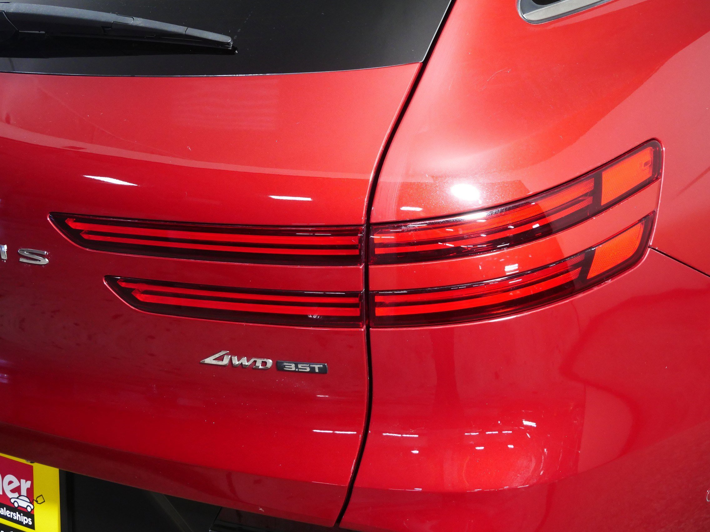 Used 2023 Genesis GV70 3.5T Sport w/ Sport Prestige Package image 17