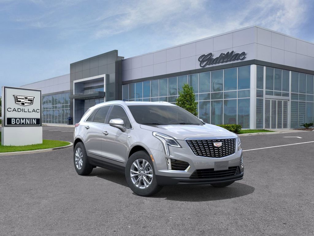 New 2026 Cadillac XT5 Luxury image 2