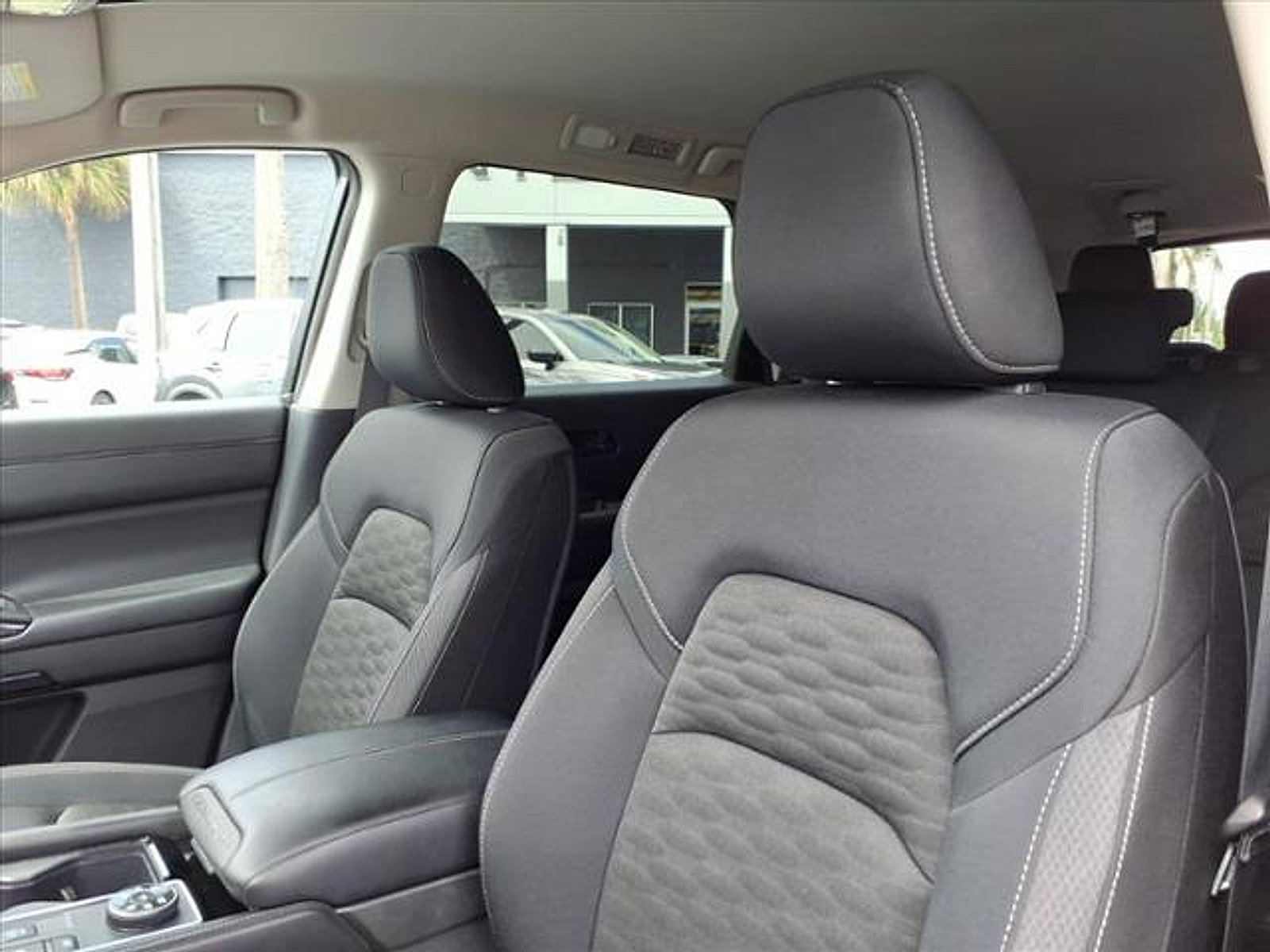 Certified 2024 Nissan Pathfinder SV image 17