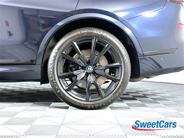 Used 2023 BMW X7 M60i w/ Executive Package image 57