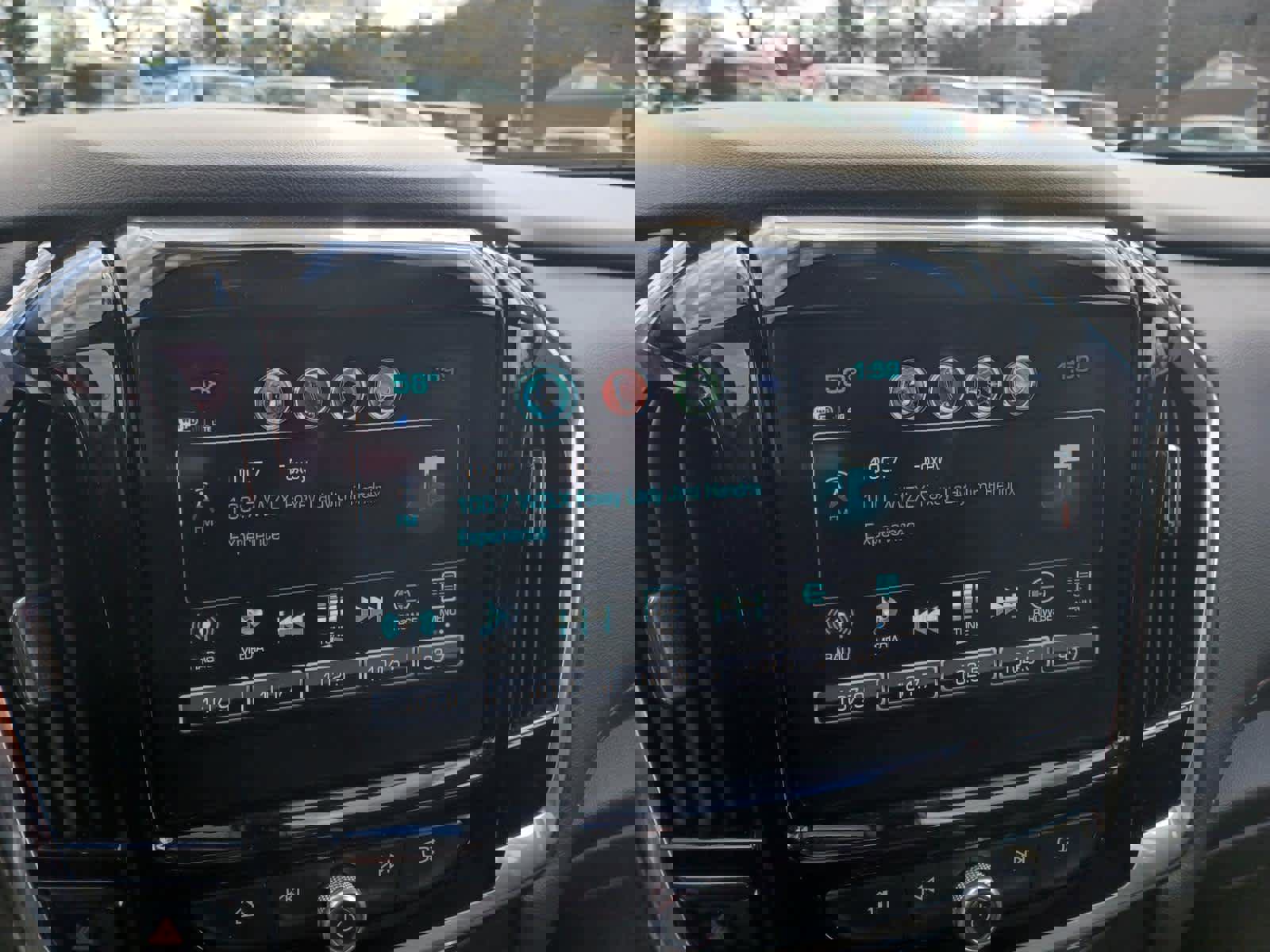 Used 2018 Chevrolet Traverse LT image 9