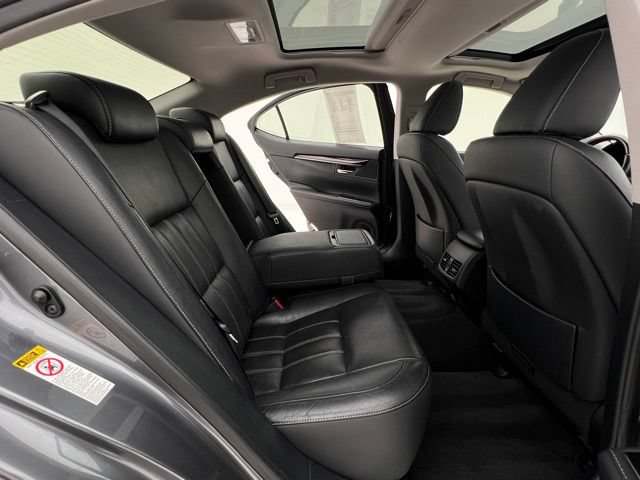 Used 2016 Lexus ES 350 FWD image 16