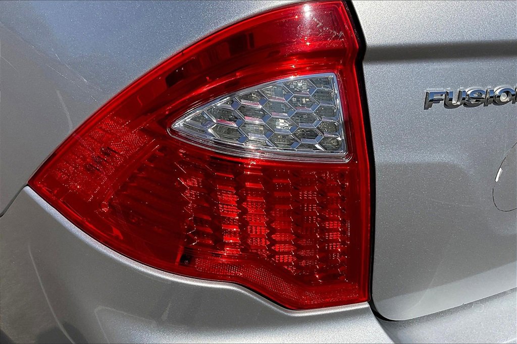Used 2011 Ford Fusion SE w/ 201A Rapid Spec Order Code image 28