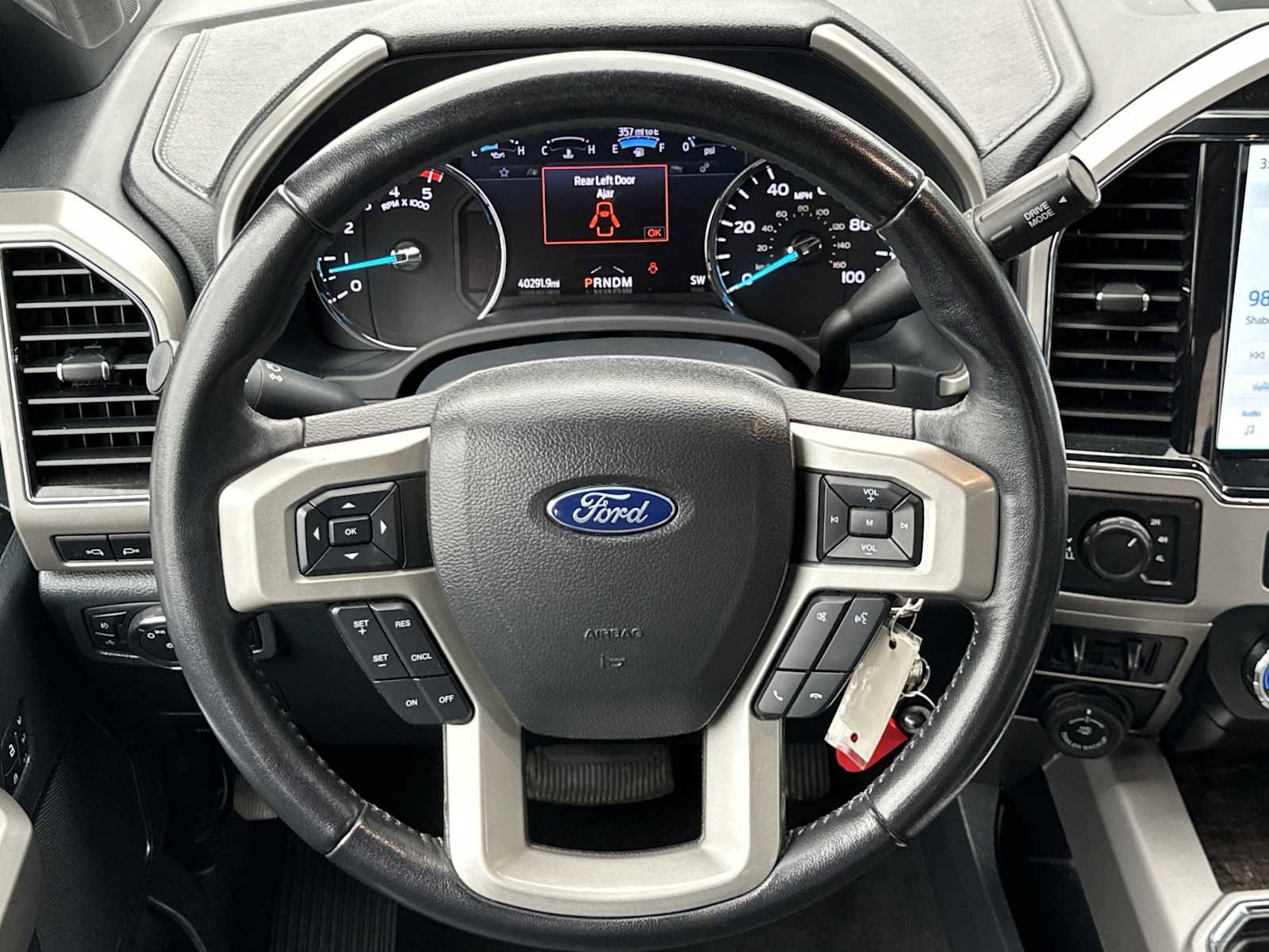 Used 2022 Ford F250 Lariat w/ Chrome Package image 12