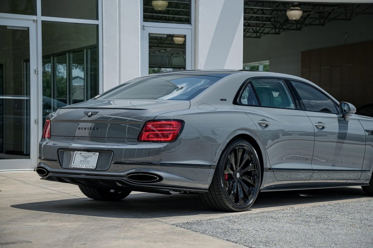 New 2025 Bentley Flying Spur Plug-In Hybrid AWD/4WD image 8