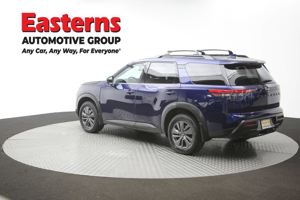 Used 2023 Nissan Pathfinder SV w/ SV Premium Package AWD/4WD image 65
