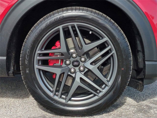 Used 2025 Ford Explorer ST w/ Sun And Sound Package image 11