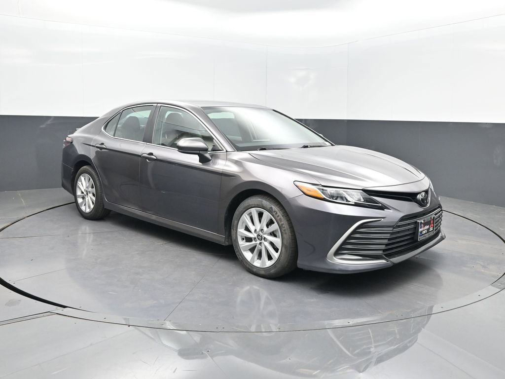 Used 2023 Toyota Camry LE FWD image 21