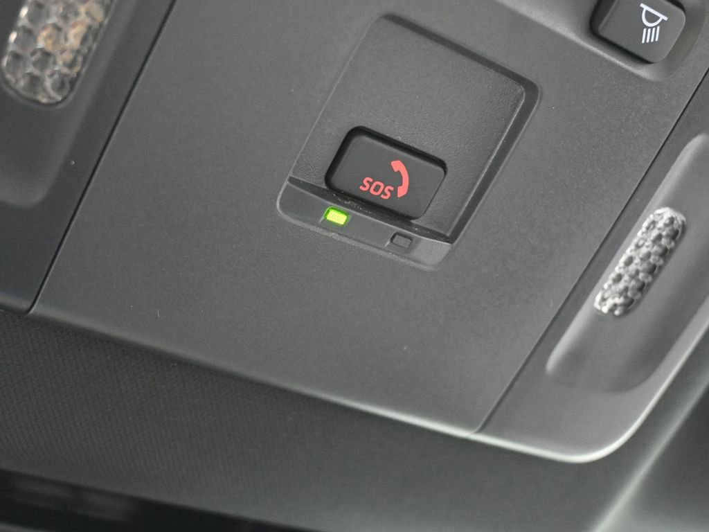 Used 2026 Toyota Camry SE w/ Convenience Package image 21