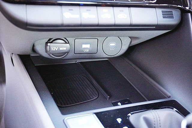 New 2026 Hyundai Elantra Sport FWD image 31