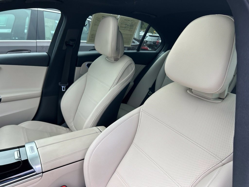 Used 2022 Mercedes-Benz C 300 Sedan image 22