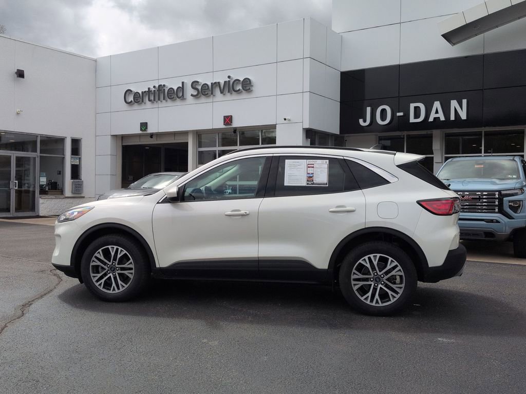 Used 2022 Ford Escape SEL w/ Technology Package AWD/4WD image 8