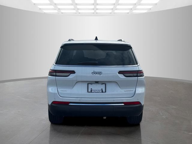 Used 2025 Jeep Grand Cherokee L Laredo w/ Trailer Tow Package image 6