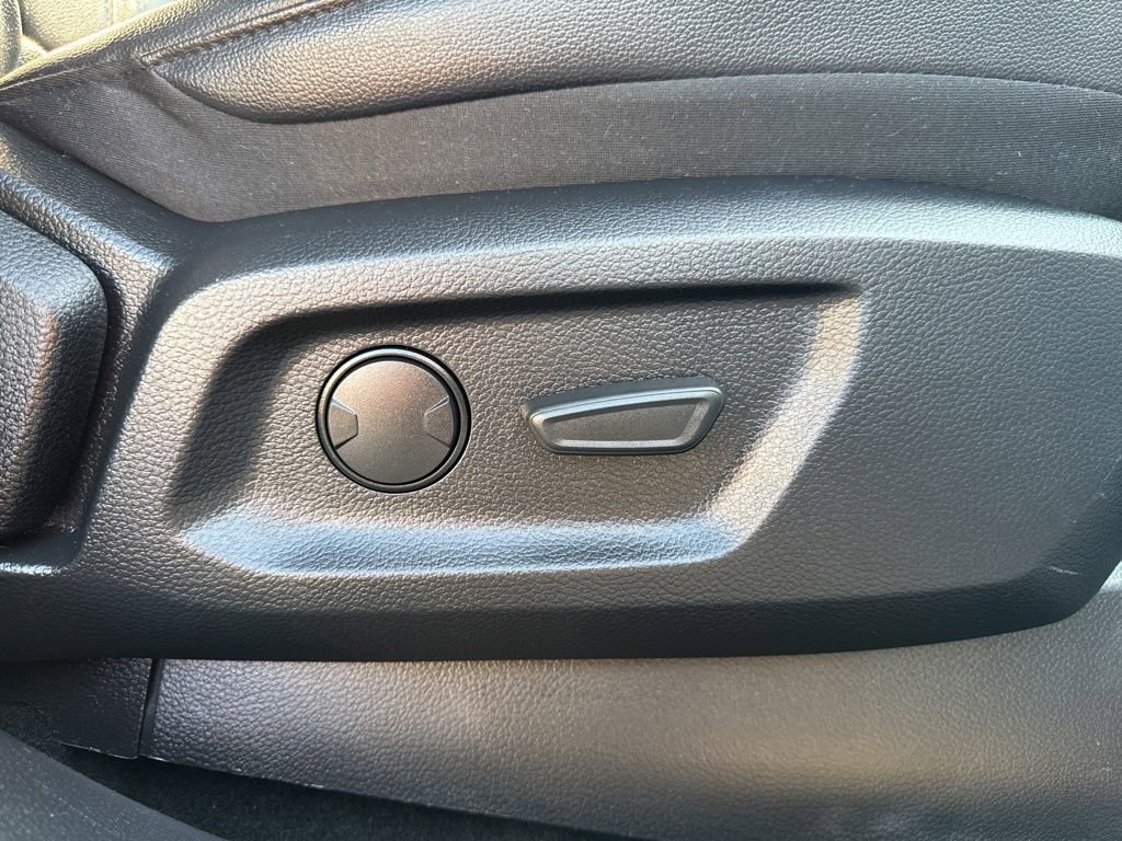 Used 2019 Ford Ranger Lariat w/ Equipment Group 501A Mid image 27