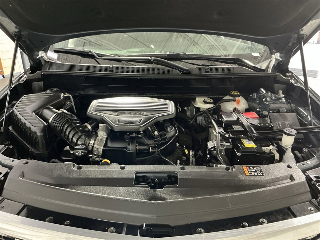 Used 2023 Cadillac XT6 Premium Luxury w/ Technology Package image 35