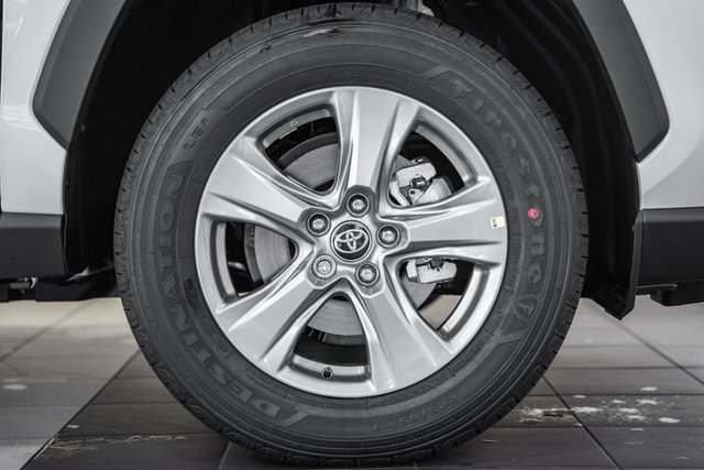 New 2025 Toyota RAV4 XLE image 15