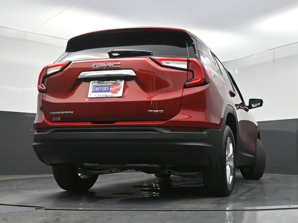 Used 2022 GMC Terrain SLE w/ Driver Convenience Package AWD/4WD image 27
