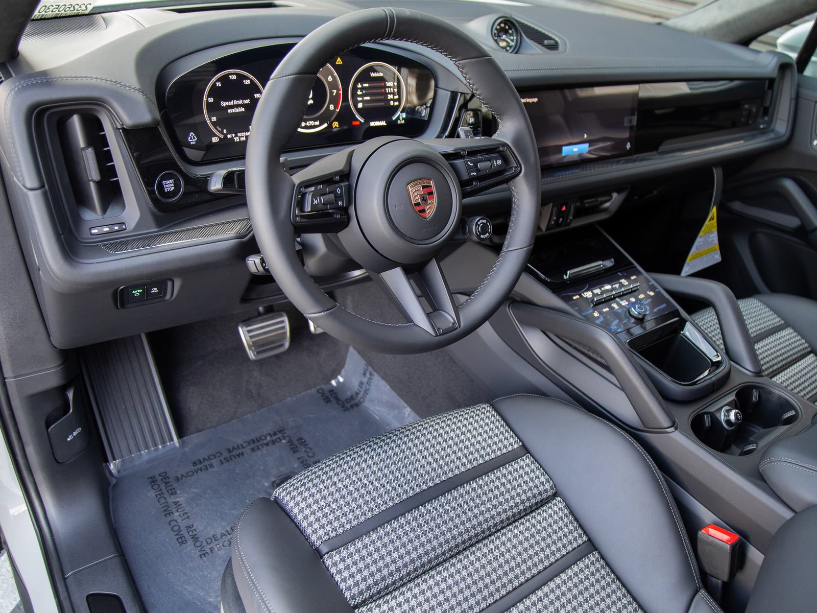 New 2026 Porsche Cayenne GTS AWD/4WD image 4