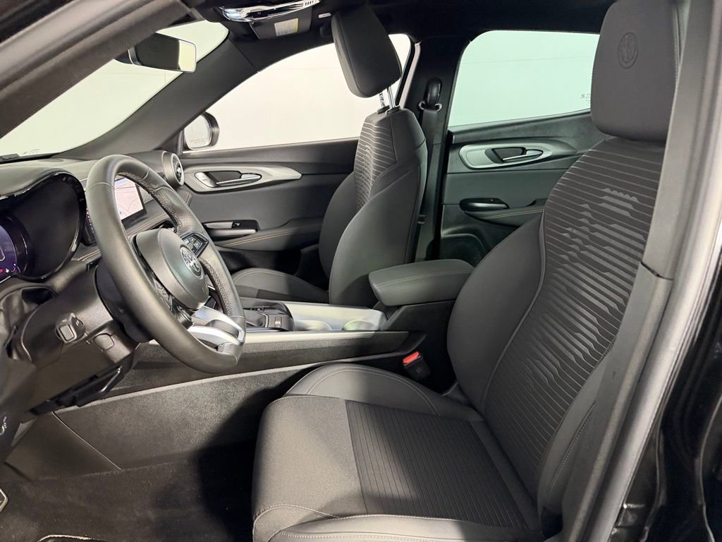 Used 2025 Alfa Romeo Tonale image 22